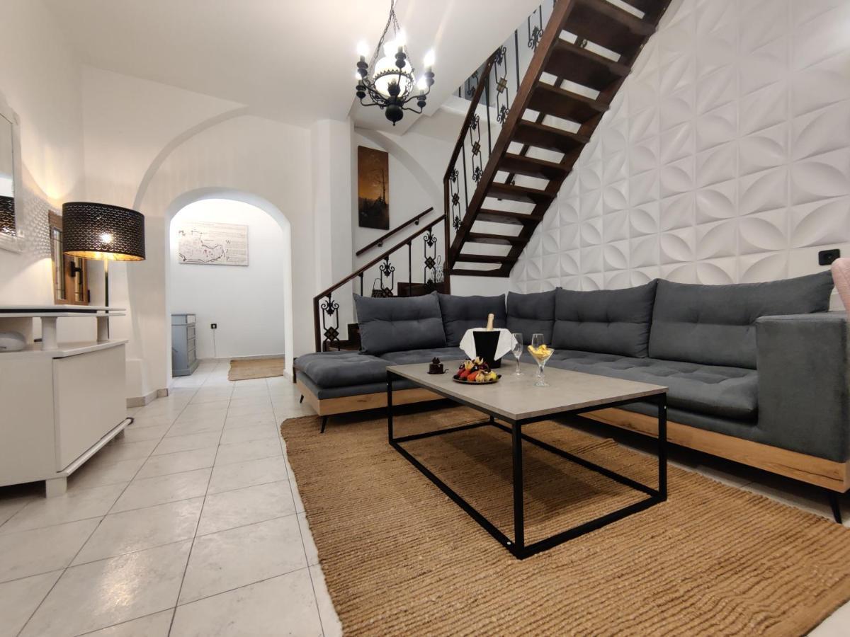 A Unique 3-4 Bedrooms House In Old Town Rhodes City Exterior foto
